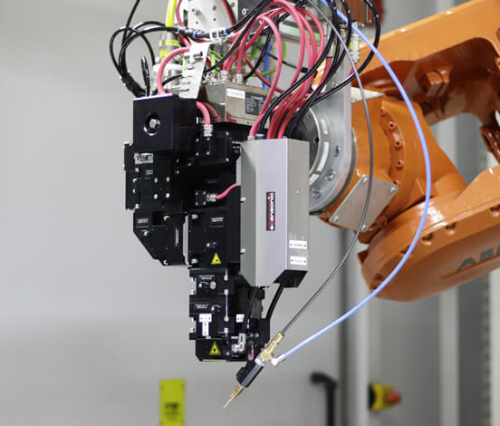 Laser Center tactile optic ALO3 on a standard industrial robot